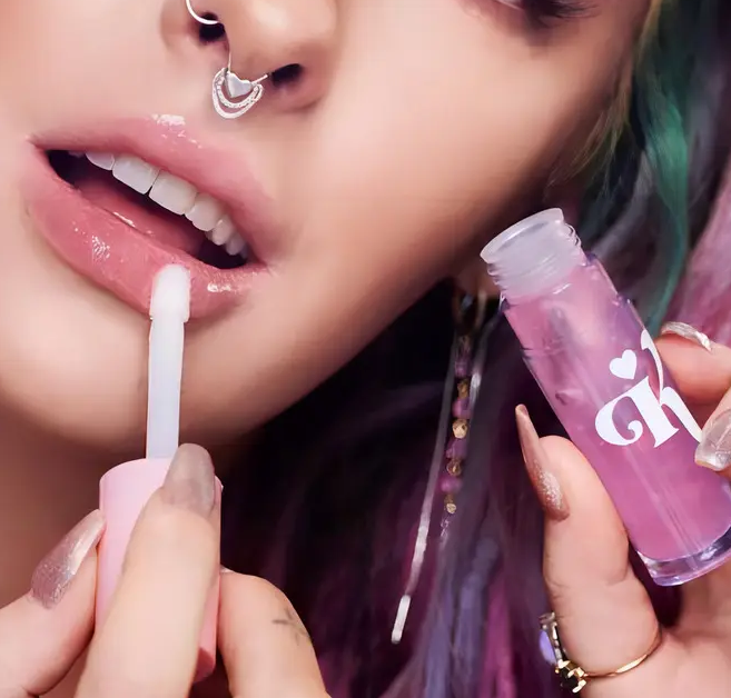 ESSE GLOSS É MUITO LINDO!!