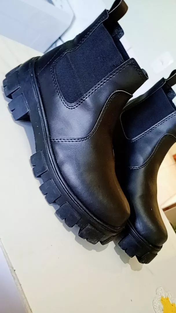 ESSE LEVANTA QUALQUER LOOK 🖤