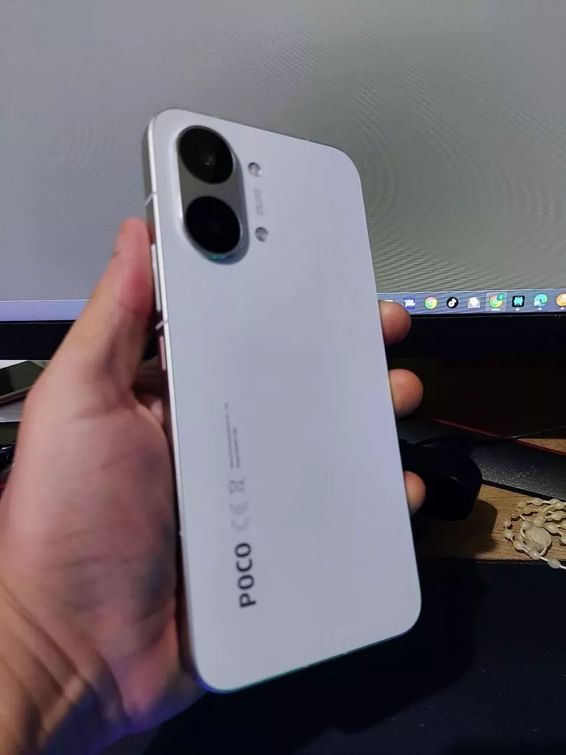 POCO NÃO SABE BRINCAR 📱