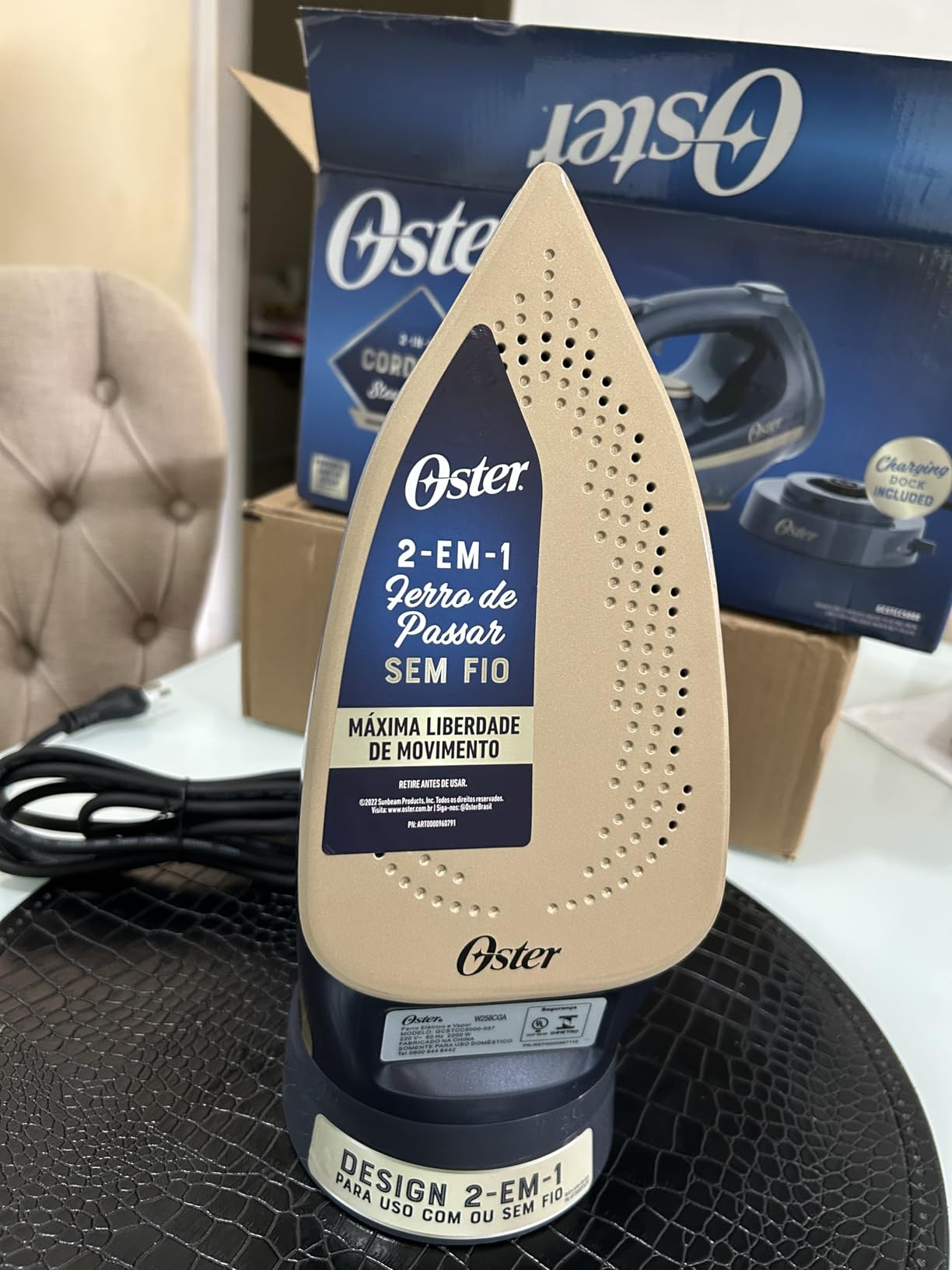NADA DE SAIR COM A ROUPA AMASSADA