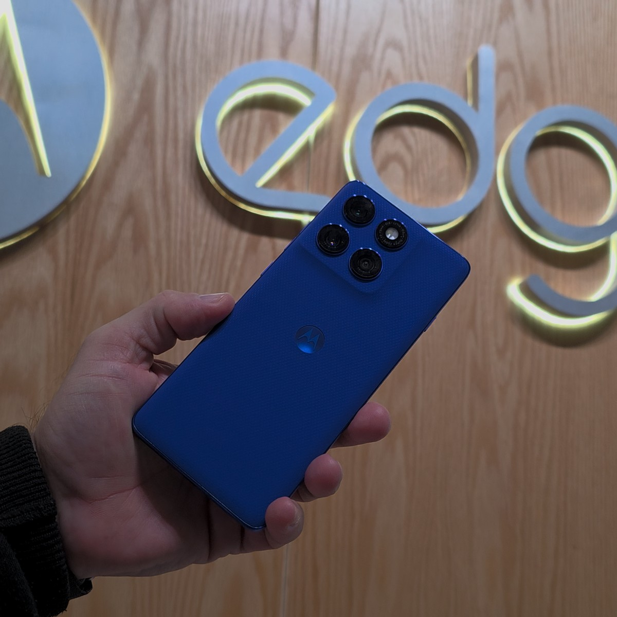 MOTOROLA ELEVOU O NÍVEL