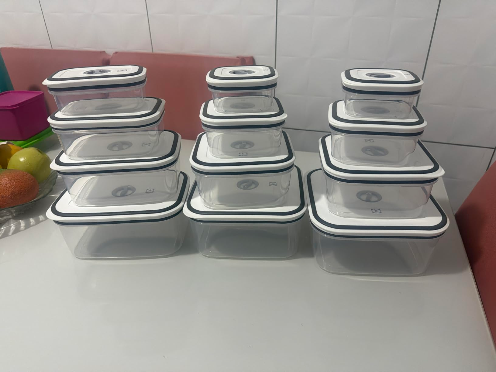 SÃO 12 POTES HERMÉTICOS DA ELECTROLUX POR MENOS DE 80 CONTO