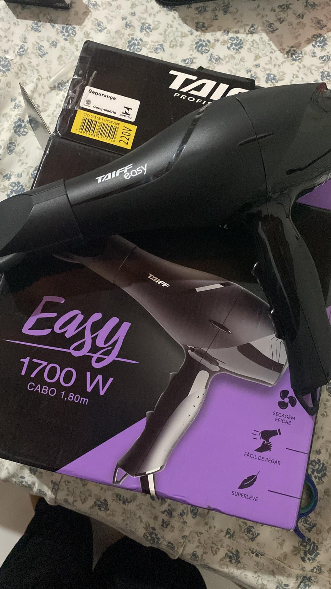 Secador Taiff Easy 330 1700w | 220v, Preto, Pequeno
