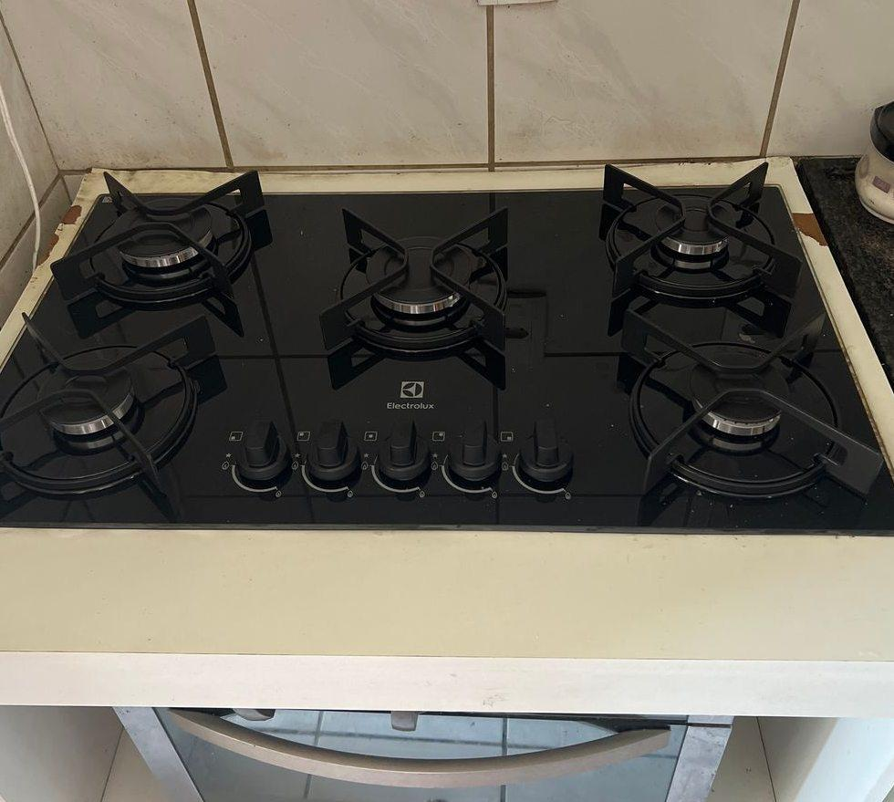 Cooktop 5 Bocas a Gás Electrolux Mesa de Vidro Efficient Grade de Aço Fosco (KE5GR) Bivolt