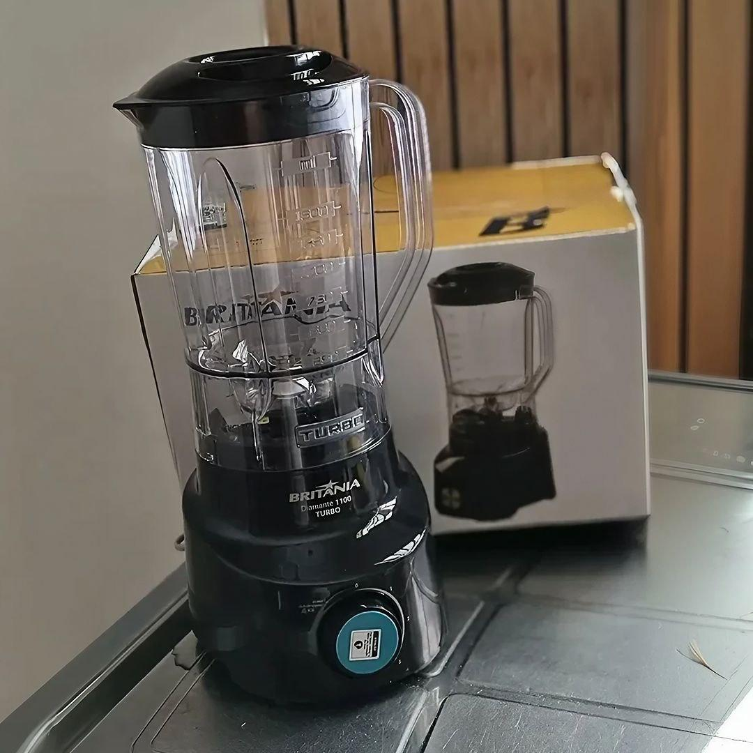 Liquidificador Britânia 2,6L 4 Velocidades Diamante 1100 PR 127V