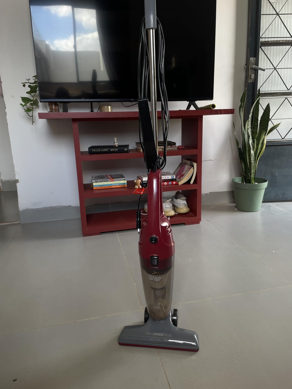 WAP Aspirador de Pó Vertical HIGH SPEED PLUS 3 em 1, Compacto, 1,2 Litros, com Extensor Removível, 134mbar 1350W 220V