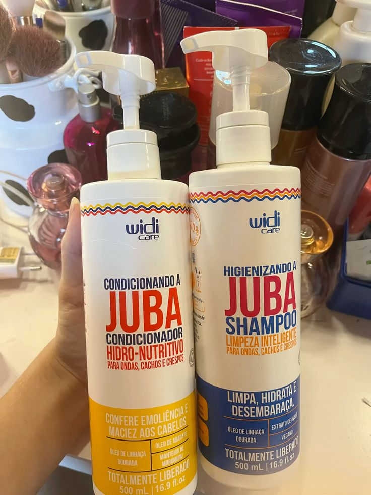 Higienizando E Condicionando A Juba Widi Care 500ml