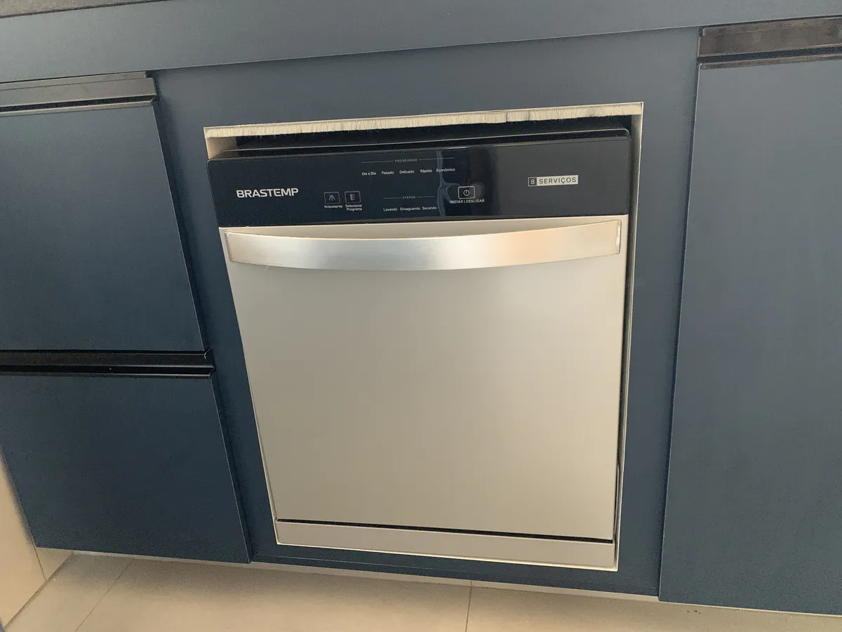 Lava-Louças Brastemp 8 Serviços Inox - BLF08BS