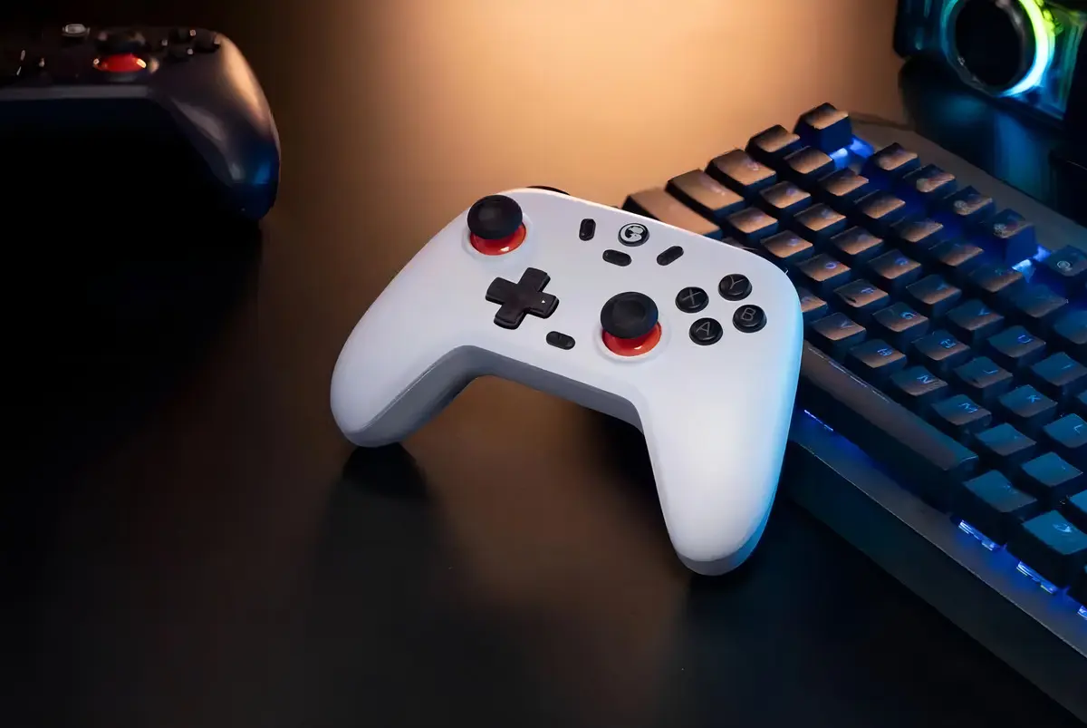 Controle Gamesir T4 Nova Lite Sem Fio Para Pc Switch Android Ios Steam Celular Hall Effect Cor Branco