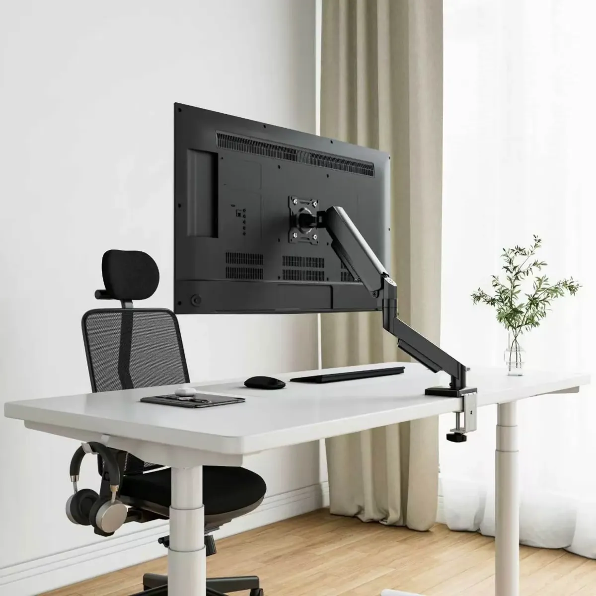 Suporte Para Monitores Articulado De Mesa Pistão A Gás 13-32