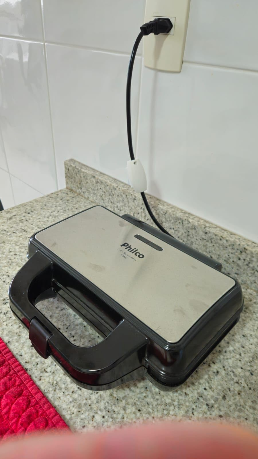 Sanduicheira e grill, Inox Pgr02i, Preto, 220V, Philco