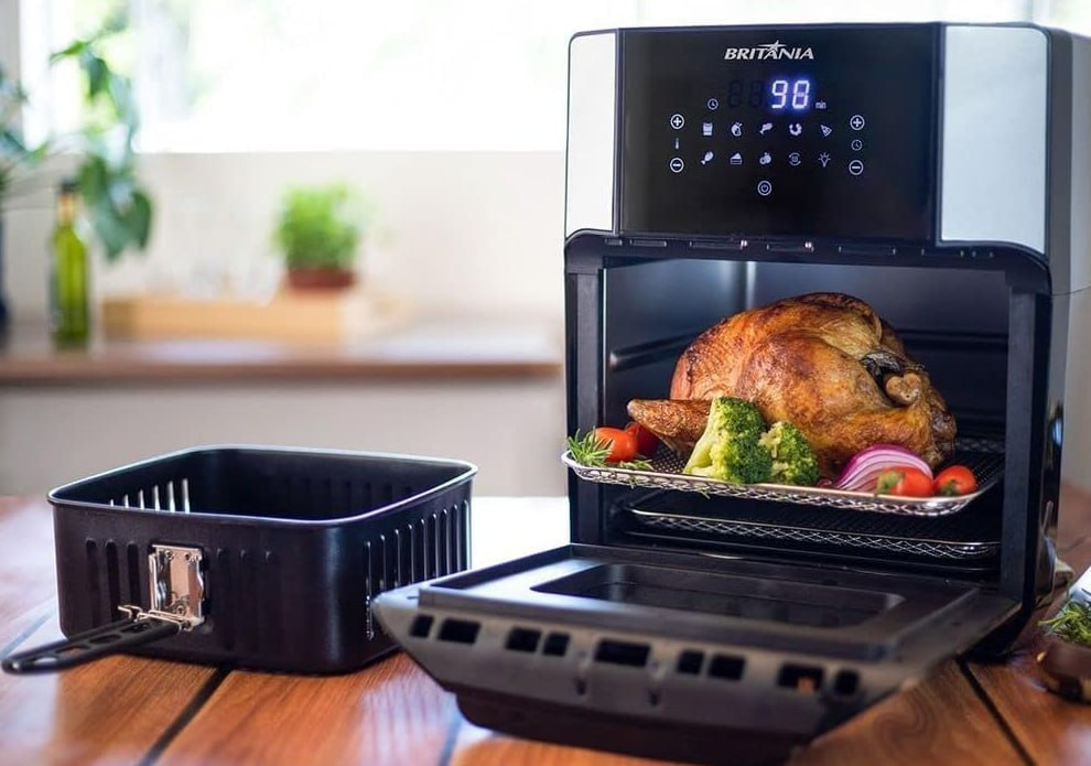 Fritadeira Air Fry Oven BFR2100P, Britânia, 220v