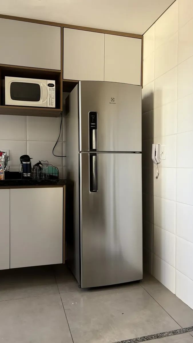 Geladeira Electrolux Frost Free 400l Inverter Inox (if44s) Cinza