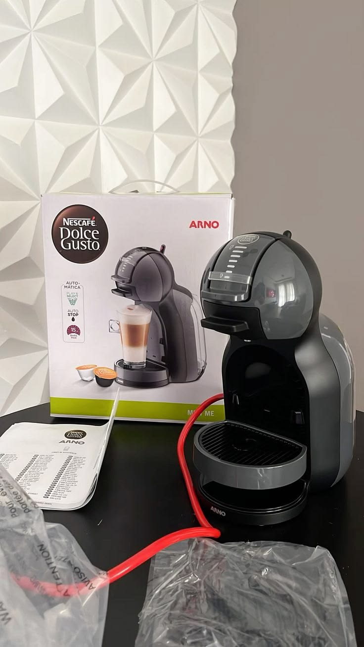 Cafeteira Nescafé Dolce Gusto Mini Me 2.0