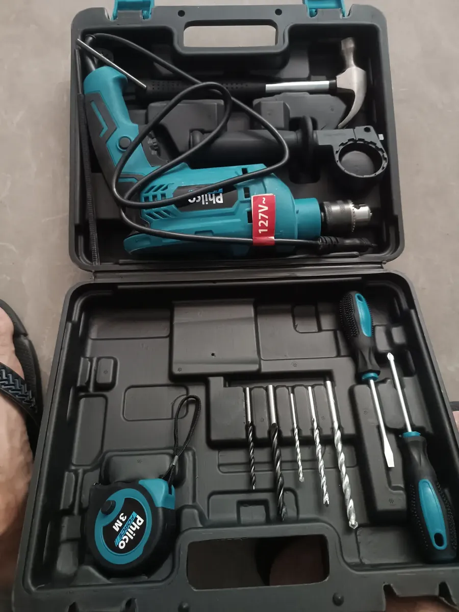 Kit Furadeira De Impacto E Maleta Pfu01mf 650w Philco Cor Azul-turquesa