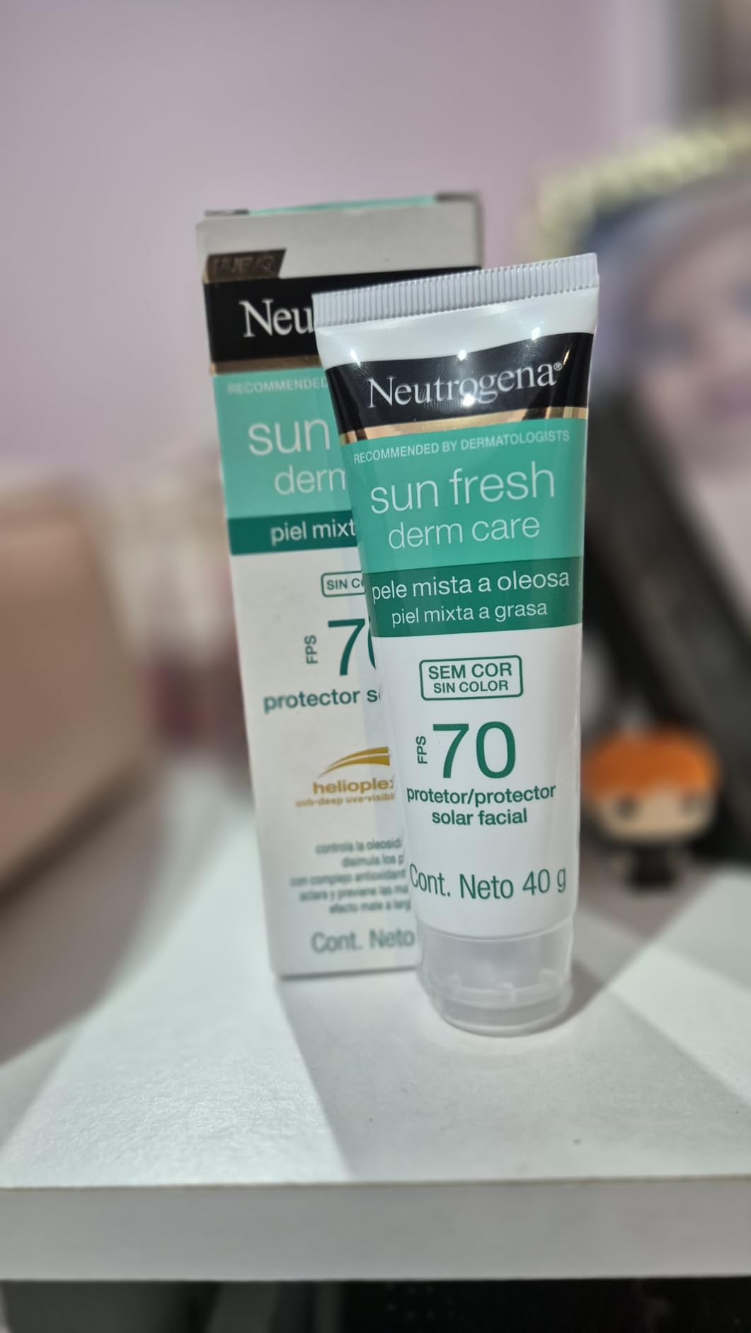 Neutrogena Sun Fresh Protetor Solar Facial Derm Care, Pele Oleosa, Sem Cor, FPS 70, 40g
