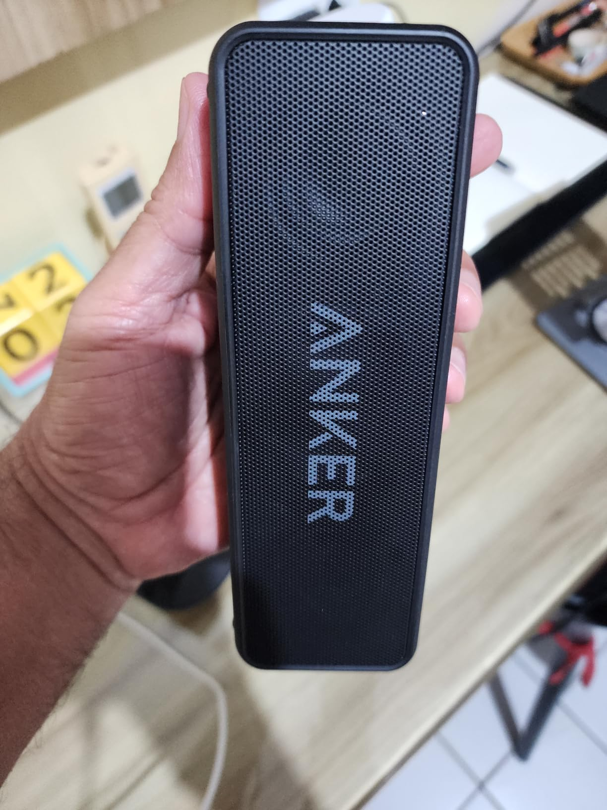 Anker soundcore 2 Caixa de Som Bluetooth Portátil com 12W de Som Estéreo | 24 Horas de Reprodução, BassUp, à Prova d'Água IPX7, Emparelhamento Estéreo Sem Fio, Bluetooth 5, Ideal para Casa e Viagens
