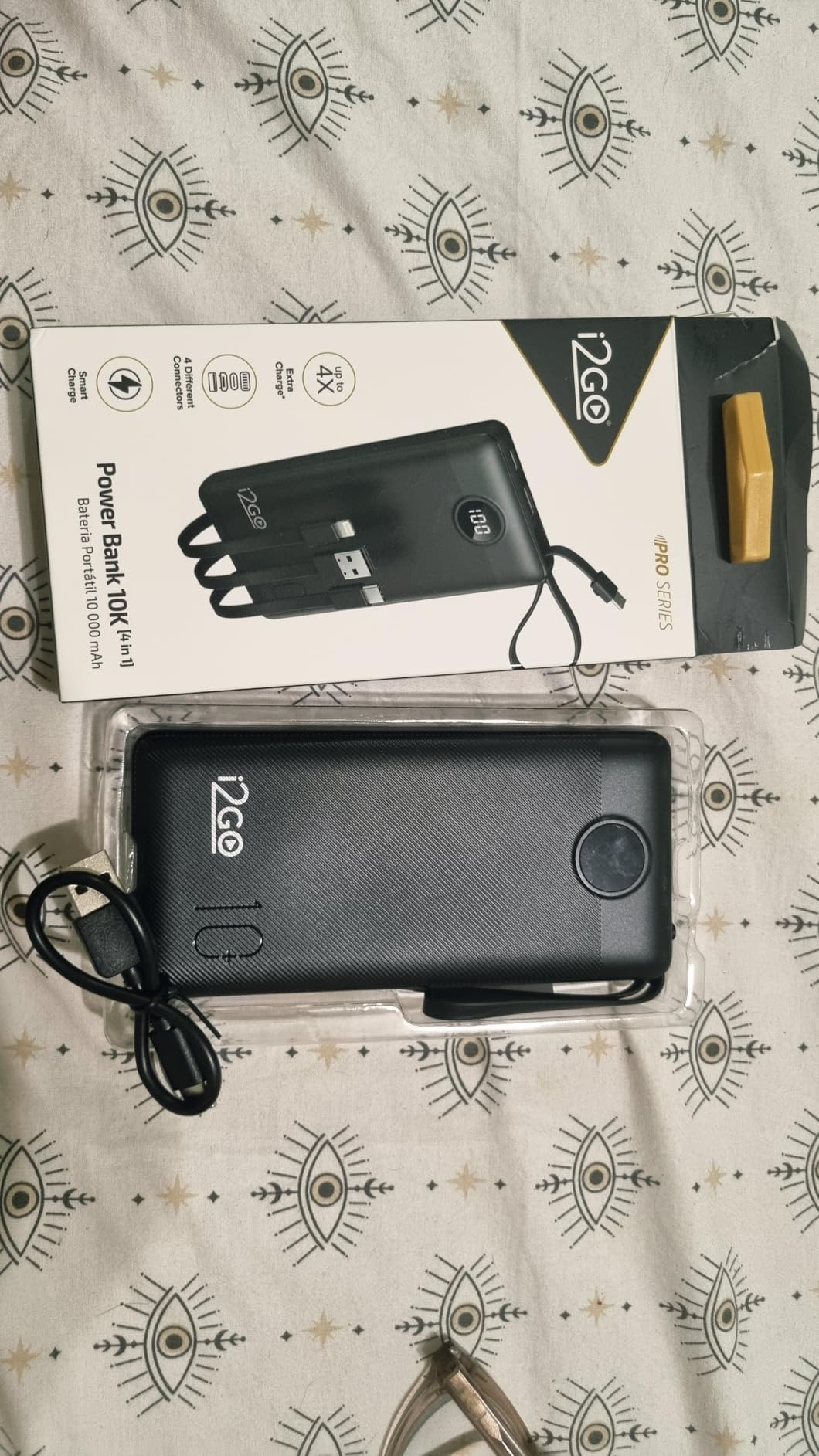 I2GO, Carregador Portátil (Power Bank), 10000mAh, 4 em 1 Com Cabos Acoplados (Micro USB, USB-C, Lightning e USB-A), Preto, i2GO PRO